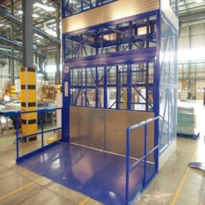 thang máy tải hàng 1500kg