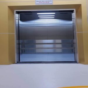 thang máy tải hàng 300kg