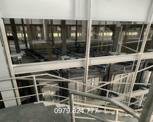 những điều cần biết về thang nâng hàng