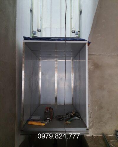 lắp đặt thang tời hàng