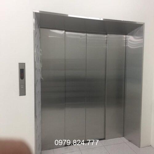 Thang máy chở hàng